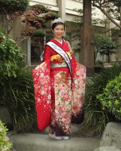Queen Kimono Shot - FijiyasuAd